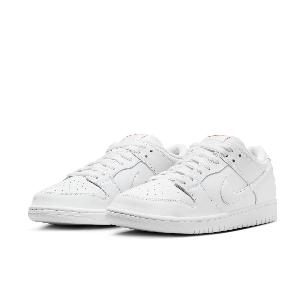 NIKE SB - Dunk Low Pro Iso Orange Label "Triple White"