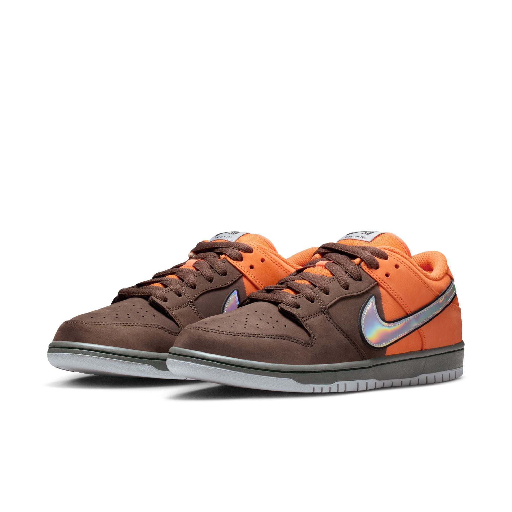 NIKE SB - DUNK LOW PRO PRM "MUNI FAST PASS APRIL"