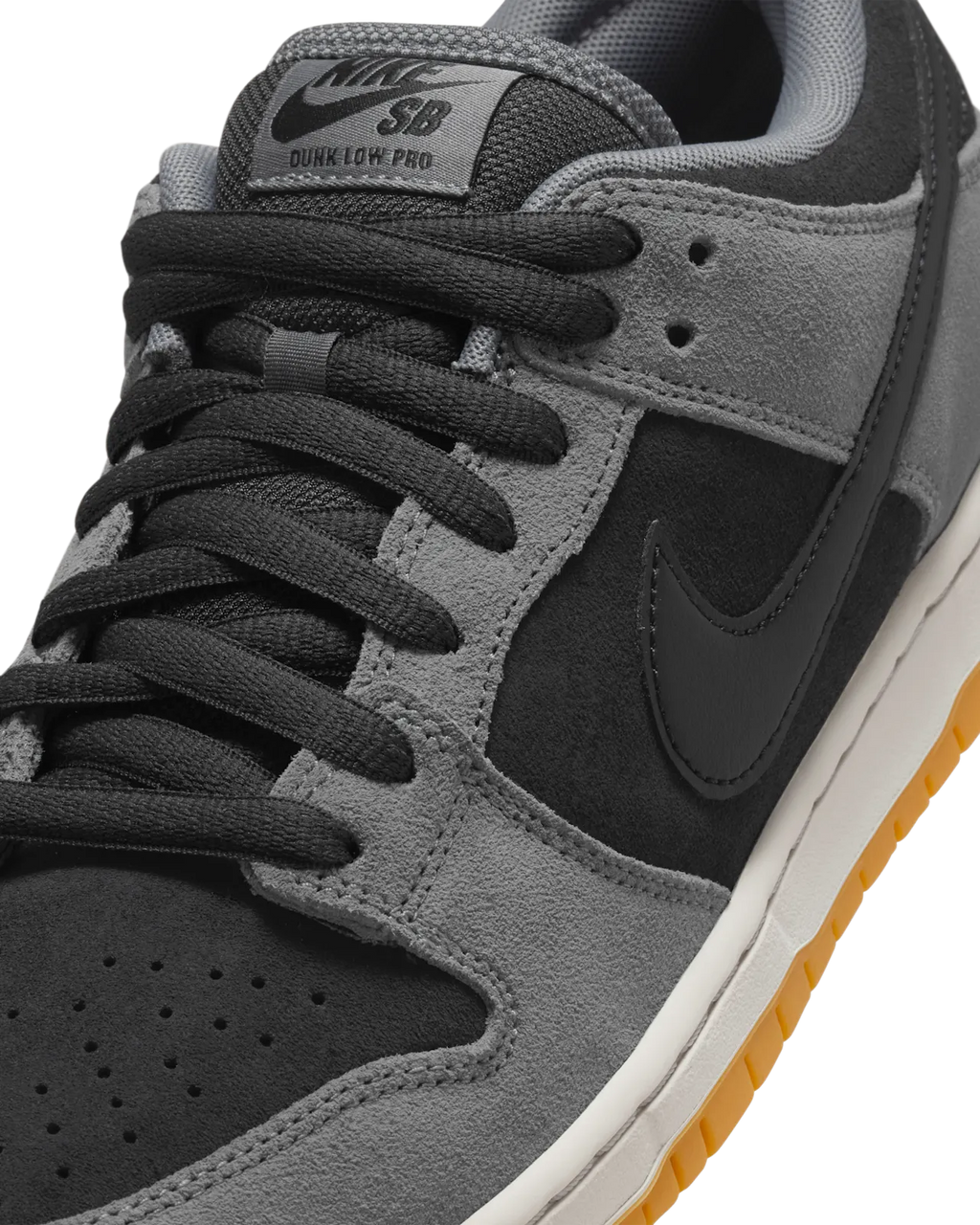 NIKE SB - Dunk Low Pro "Black and Smoke Grey"