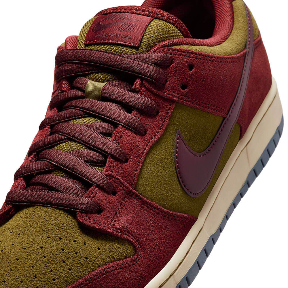 NIKE SB - DUNK LOW PRO "Dark Team Red"