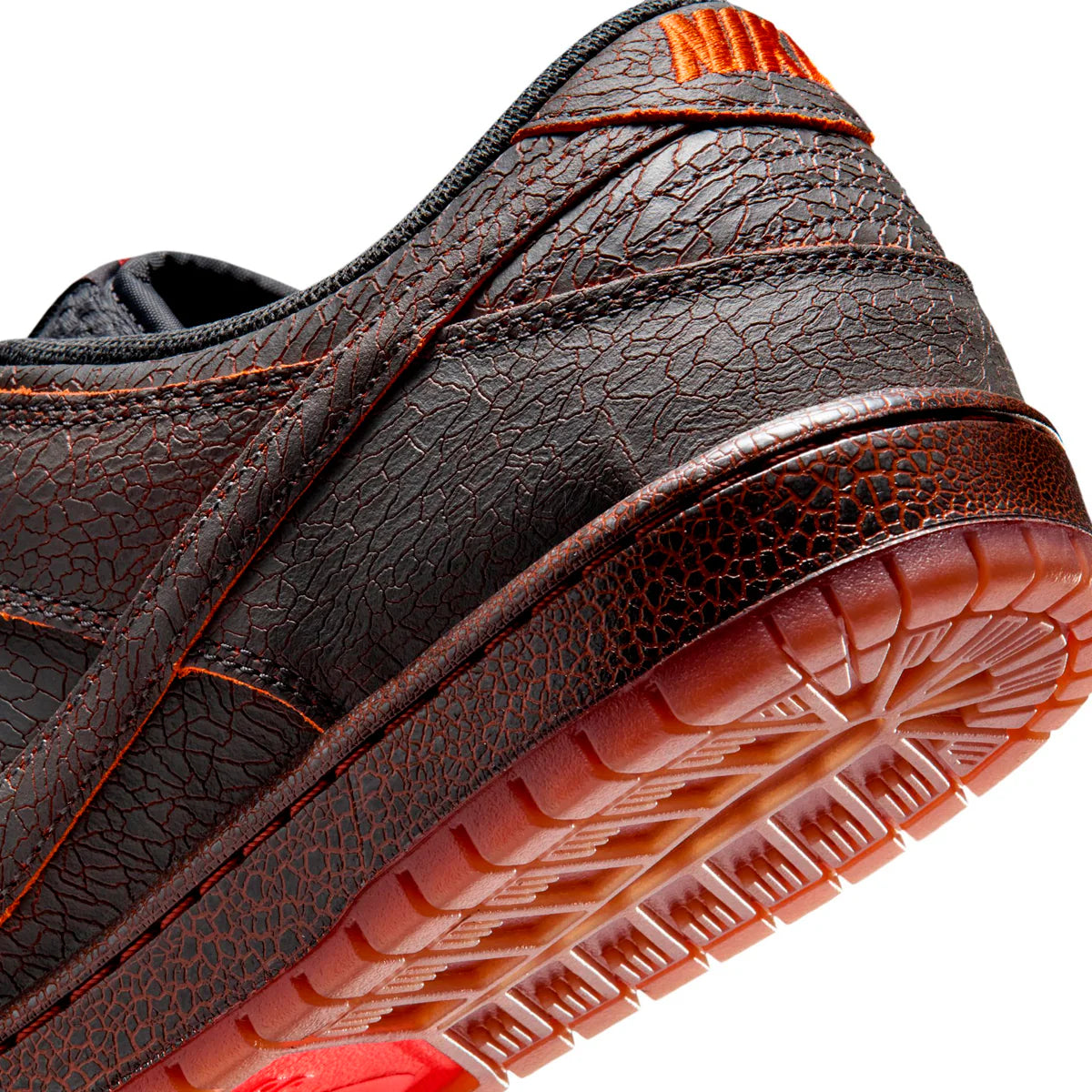 NIKE SB - DUNK LOW PRO “KRAMPUS”