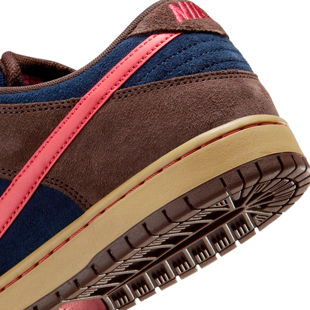 NIKE SB - DUNK LOW PRO "BAROQUE BROWN/ADOBE"