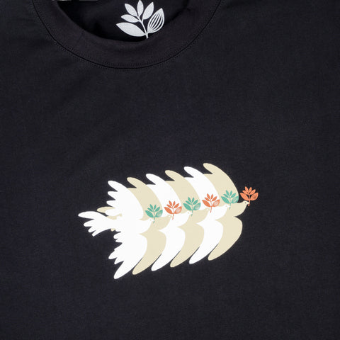 MAGENTA SKATEBOARDS - DOVES L/S TEE "Black"