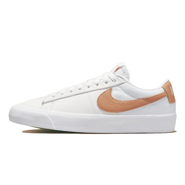 NIKE SB - ZOOM BLAZER LOW PRO GT ISO ORANGE LABEL "WHITE/LT COGNAC"